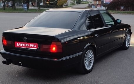 BMW 5 серия, 1988 год, 600 000 рублей, 12 фотография
