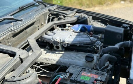 BMW 5 серия, 1988 год, 600 000 рублей, 33 фотография