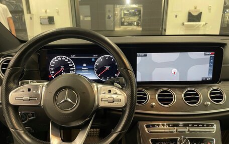 Mercedes-Benz E-Класс, 2018 год, 3 900 000 рублей, 9 фотография