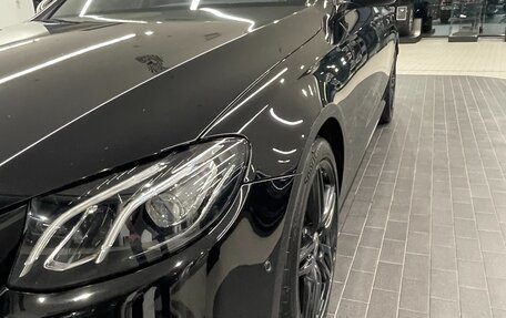 Mercedes-Benz E-Класс, 2018 год, 3 900 000 рублей, 19 фотография