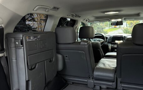 Toyota Land Cruiser 200, 2007 год, 2 750 000 рублей, 13 фотография
