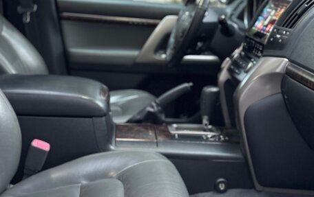 Toyota Land Cruiser 200, 2007 год, 2 750 000 рублей, 18 фотография
