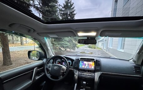 Toyota Land Cruiser 200, 2007 год, 2 750 000 рублей, 23 фотография