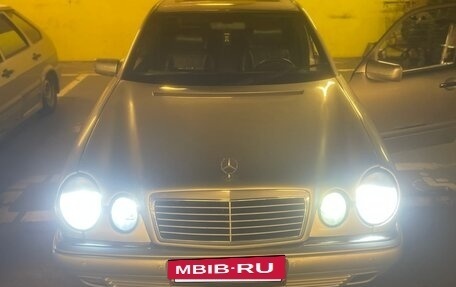 Mercedes-Benz E-Класс, 1997 год, 190 000 рублей, 4 фотография