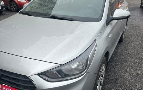 Hyundai Solaris II рестайлинг, 2018 год, 1 150 000 рублей, 8 фотография