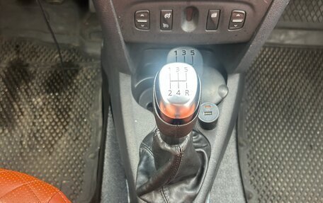 Renault Logan II, 2015 год, 700 000 рублей, 10 фотография