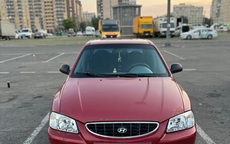 Hyundai Accent II, 2004 год, 250 000 рублей, 1 фотография
