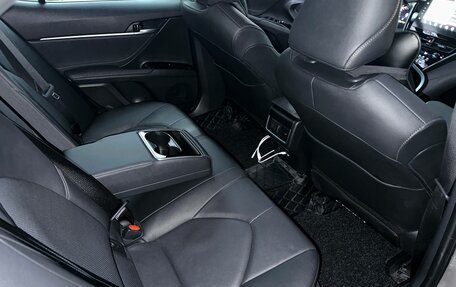 Toyota Camry, 2023 год, 4 050 000 рублей, 9 фотография
