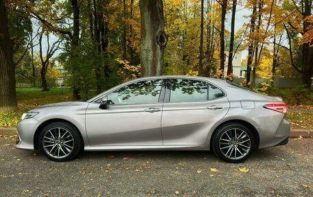 Toyota Camry, 2023 год, 4 050 000 рублей, 5 фотография