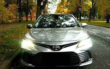 Toyota Camry, 2023 год, 4 050 000 рублей, 8 фотография
