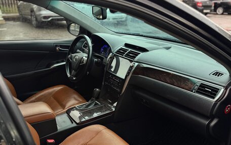 Toyota Camry, 2016 год, 1 750 000 рублей, 13 фотография