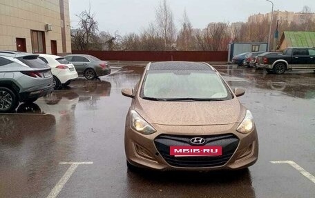 Hyundai i30 II рестайлинг, 2012 год, 650 000 рублей, 10 фотография