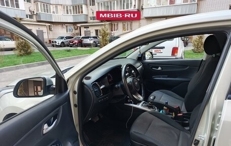 KIA Rio IV, 2018 год, 1 100 000 рублей, 5 фотография