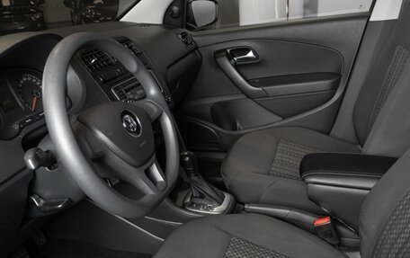 Volkswagen Polo VI (EU Market), 2019 год, 1 407 700 рублей, 14 фотография