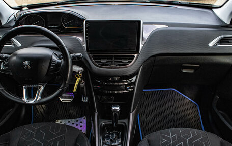 Peugeot 2008 II, 2014 год, 949 000 рублей, 5 фотография