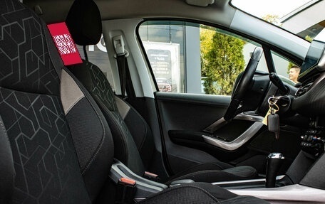 Peugeot 2008 II, 2014 год, 949 000 рублей, 12 фотография