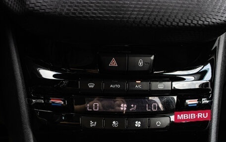 Peugeot 2008 II, 2014 год, 949 000 рублей, 20 фотография