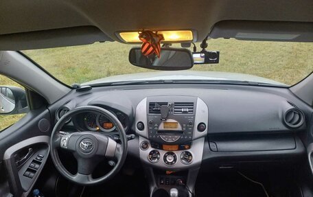 Toyota RAV4, 2007 год, 1 250 000 рублей, 12 фотография