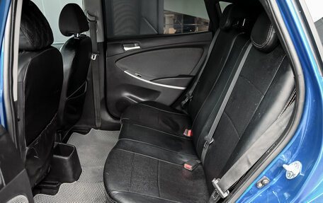 Hyundai Solaris II рестайлинг, 2012 год, 450 000 рублей, 18 фотография