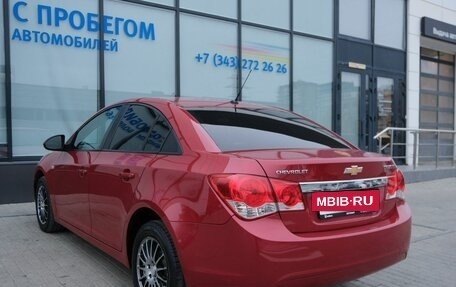 Chevrolet Cruze II, 2011 год, 679 000 рублей, 2 фотография