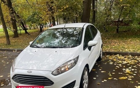 Ford Fiesta, 2015 год, 950 000 рублей, 2 фотография