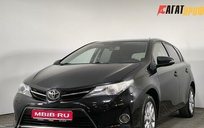 Toyota Auris II, 2013 год, 1 090 000 рублей, 1 фотография