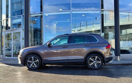 Volkswagen Tiguan II, 2018 год, 2 846 000 рублей, 3 фотография