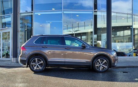 Volkswagen Tiguan II, 2018 год, 2 846 000 рублей, 4 фотография