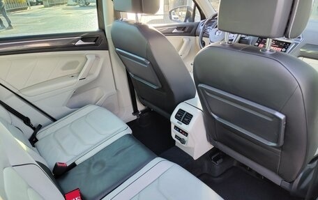 Volkswagen Tiguan II, 2018 год, 2 846 000 рублей, 16 фотография