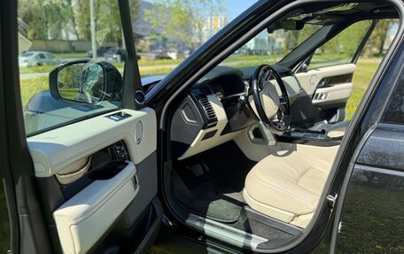 Land Rover Range Rover IV рестайлинг, 2018 год, 5 700 000 рублей, 10 фотография