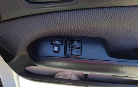 Toyota Succeed I рестайлинг, 2002 год, 539 000 рублей, 14 фотография