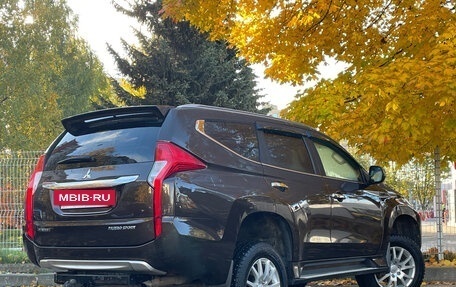 Mitsubishi Pajero Sport III рестайлинг, 2019 год, 2 349 000 рублей, 4 фотография