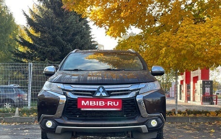Mitsubishi Pajero Sport III рестайлинг, 2019 год, 2 349 000 рублей, 5 фотография
