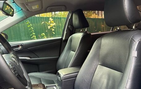 Toyota Camry, 2015 год, 2 050 000 рублей, 8 фотография