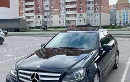 Mercedes-Benz C-Класс, 2013 год, 1 350 000 рублей, 1 фотография