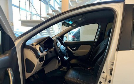 Renault Logan II, 2015 год, 395 000 рублей, 19 фотография