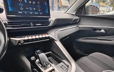 Peugeot 3008 II, 2021 год, 2 250 000 рублей, 6 фотография