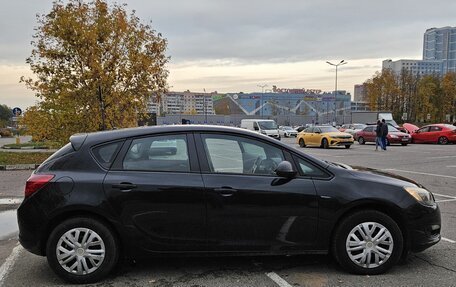 Opel Astra J, 2013 год, 790 000 рублей, 3 фотография
