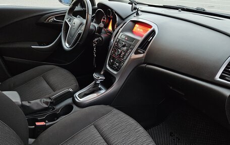 Opel Astra J, 2013 год, 790 000 рублей, 10 фотография