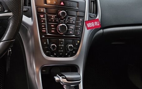 Opel Astra J, 2013 год, 790 000 рублей, 17 фотография