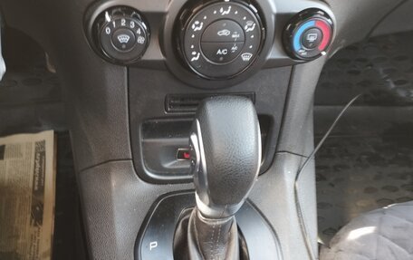 Ford Fiesta, 2016 год, 960 000 рублей, 6 фотография