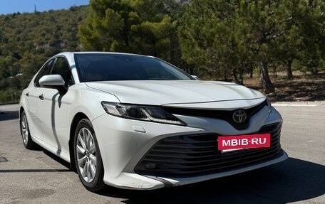 Toyota Camry, 2020 год, 2 499 999 рублей, 2 фотография