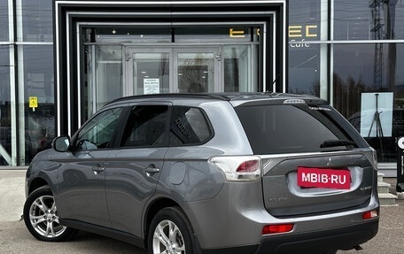 Mitsubishi Outlander III рестайлинг 3, 2012 год, 1 370 000 рублей, 5 фотография