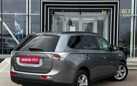Mitsubishi Outlander III рестайлинг 3, 2012 год, 1 370 000 рублей, 4 фотография
