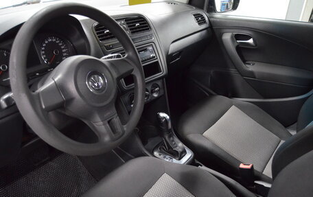 Volkswagen Polo VI (EU Market), 2011 год, 670 000 рублей, 11 фотография