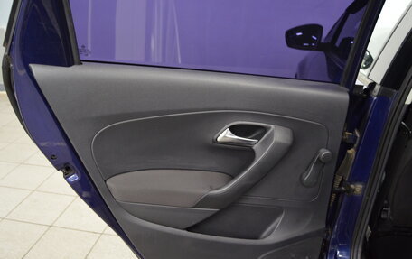 Volkswagen Polo VI (EU Market), 2011 год, 670 000 рублей, 16 фотография