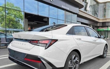 Hyundai Elantra, 2025 год, 2 050 000 рублей, 5 фотография