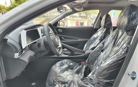 Hyundai Elantra, 2025 год, 2 050 000 рублей, 7 фотография