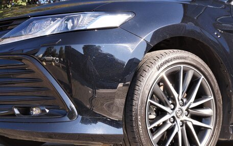 Toyota Camry, 2021 год, 3 400 000 рублей, 10 фотография