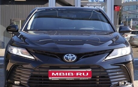 Toyota Camry, 2021 год, 3 400 000 рублей, 2 фотография